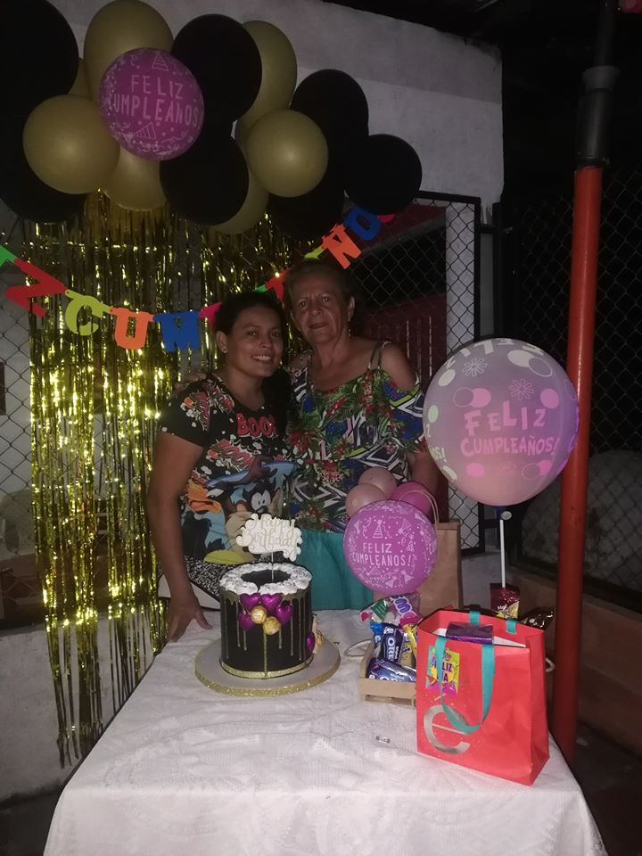 Mayra Alejandra Rocha, junto a su progenitora Adriana Polania Tovar.